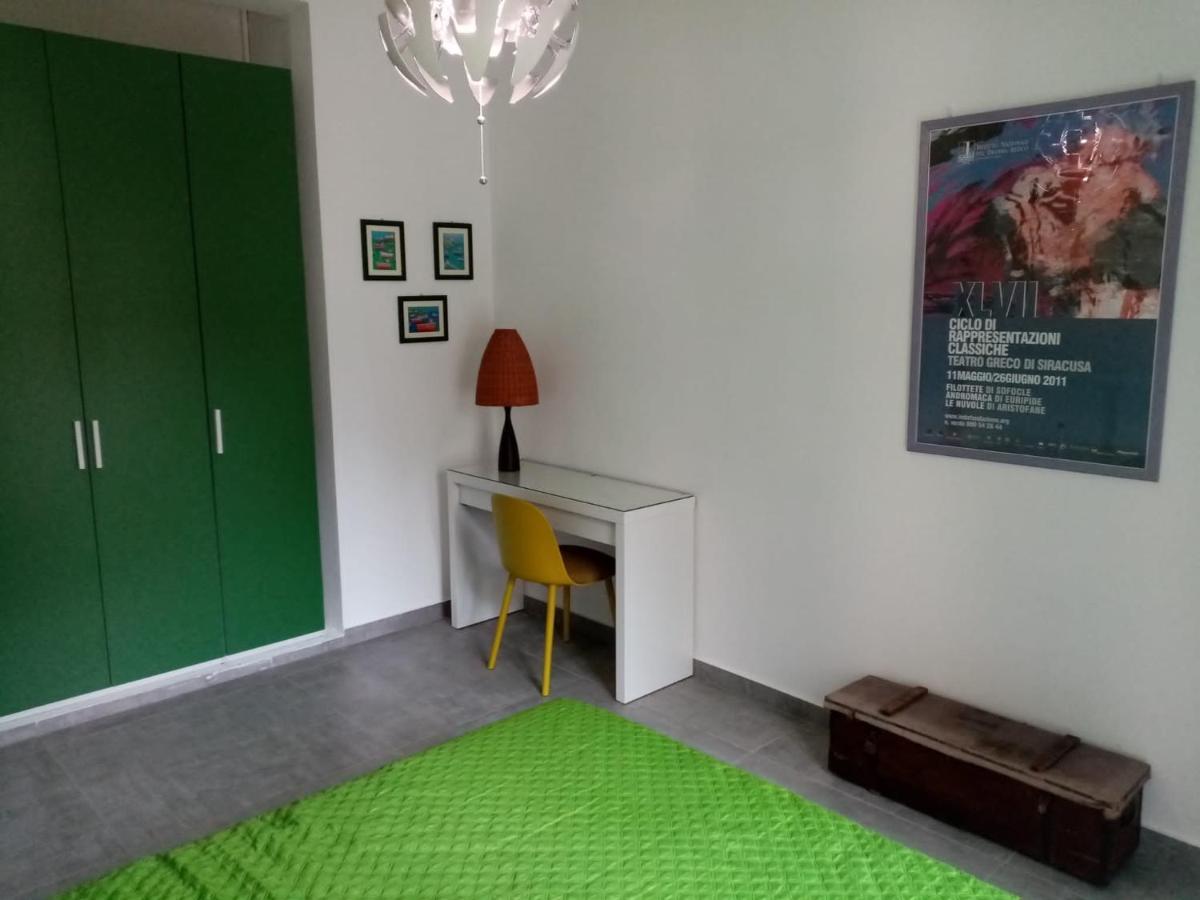 Apartament Lo Scorcio Della Neapolis Accogliente Pressi Parco Neapolis