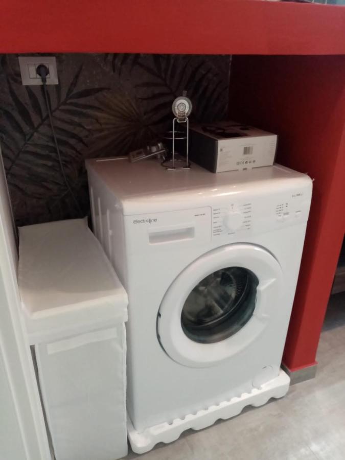 Apartament Lo Scorcio Della Neapolis Accogliente Pressi Parco Neapolis
